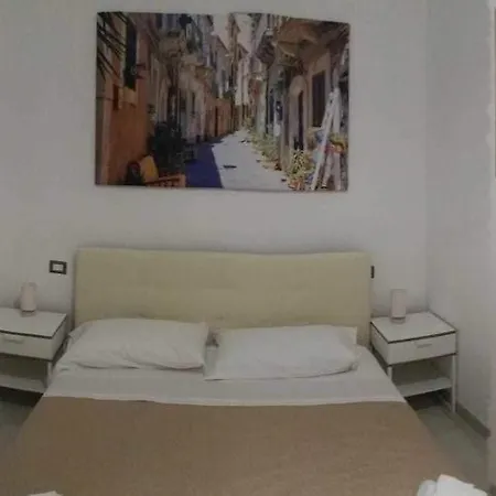 Gymnasium Bed and breakfast 3*